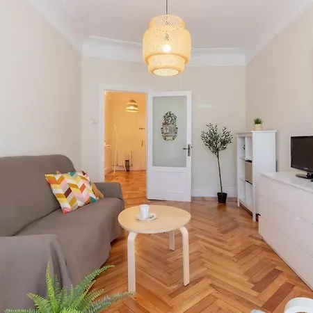 Apartment Acogedor Y Soleado En El Centro By Aloha Bilbao